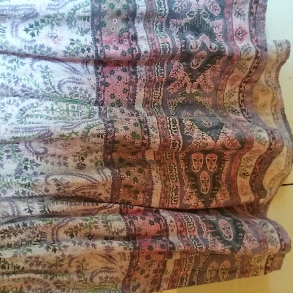 Dress - Picture 5 of 5